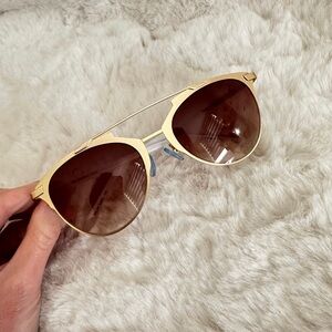 Stylish GOLD REFLECTED Aviator Sunglasses with White Frame